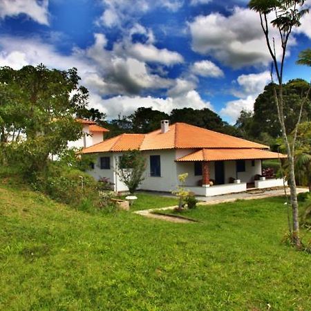 Pousada Coracao Verde Miguel Pereira Rum bild
